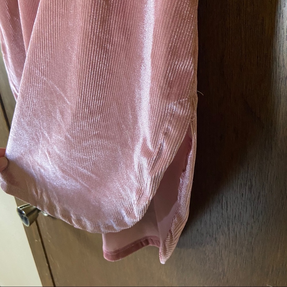 Pink t - Picture 3 of 3